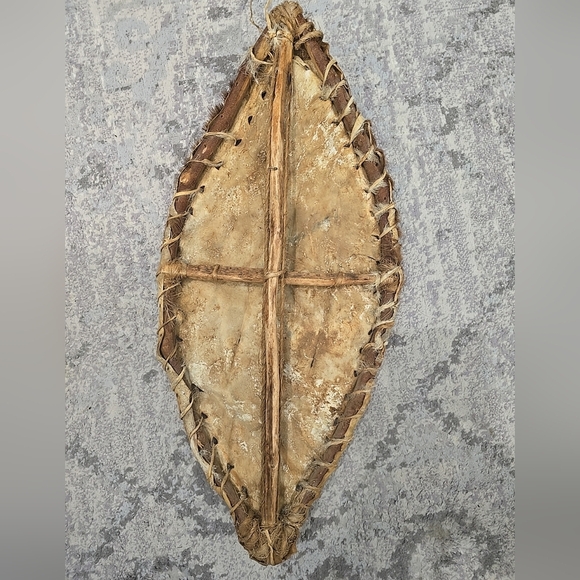 Authentic African Maasai Shield 20 inches Long x 9 1/2 inches Wide - Picture 6 of 13